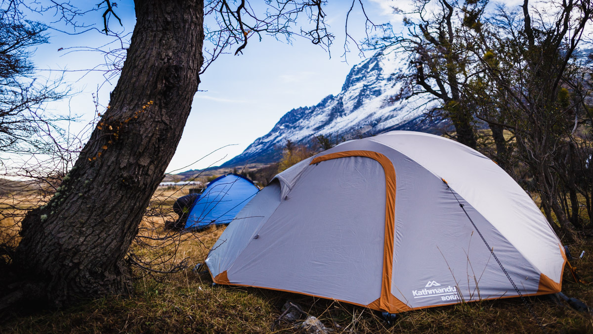 Camping dans le parc national Torres del Paine, Chili